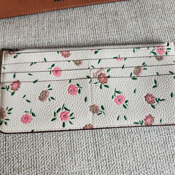 Coach Noa pop up Messenger Wallet Color Block and Floral print 1355 chainstrap - Picture 6 of 12